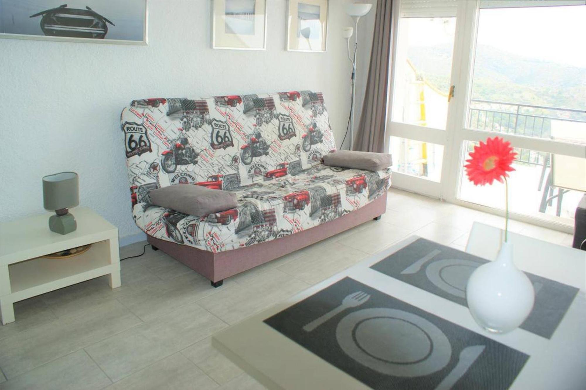 Estudio Con Magnificas Vistas Av-14 * Rosas